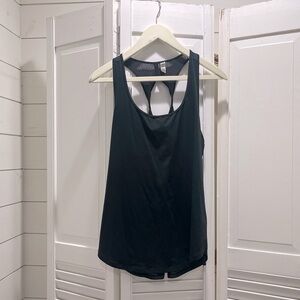Under Armour, black razor back twist tank.